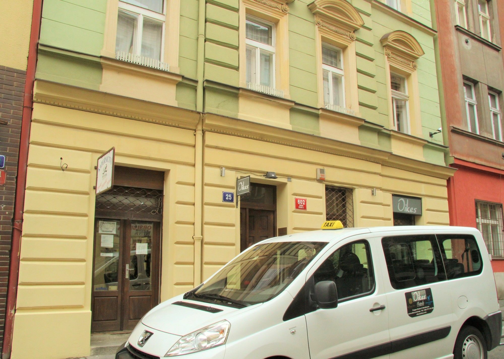 Vlkova Palace 布拉格 外观 照片